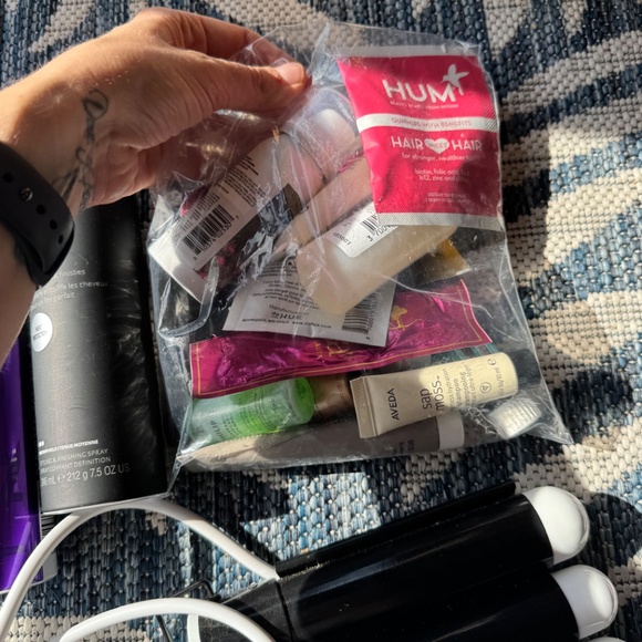 Pro Haircare & Styling Bundle – BondiBoost, Kérastase, Living Proof, Waver & Sam - Picture 4 of 4